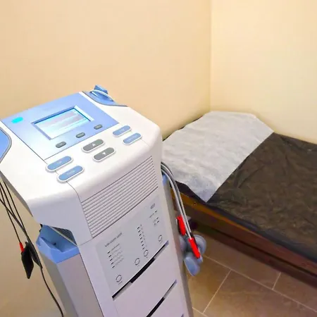 Paradise & Relax Center Hotell 3*