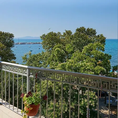 Hotell Paradise & Relax Center 3*