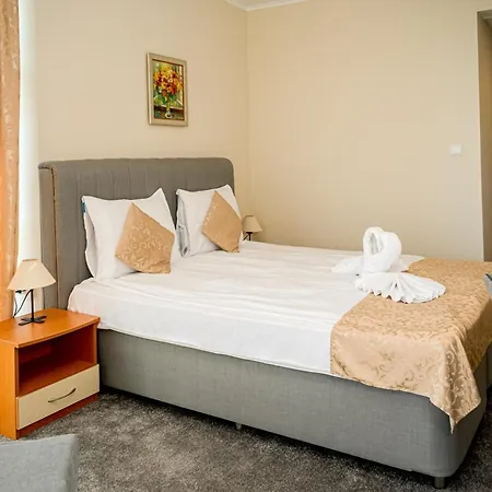 Hotell Paradise & Relax Center 3*