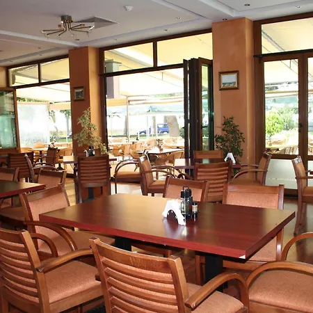 Hotel Paradise & Relax Center