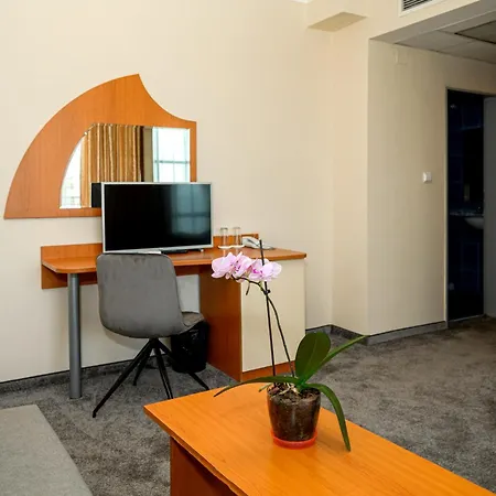 Paradise Hotel & Relax Center 3* Pomorie