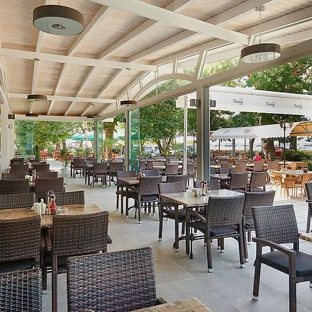 Paradise & Relax Center Hotel Pomorie