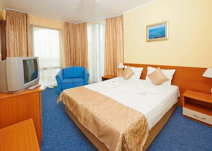 Hotel Paradise & Relax Center 3*