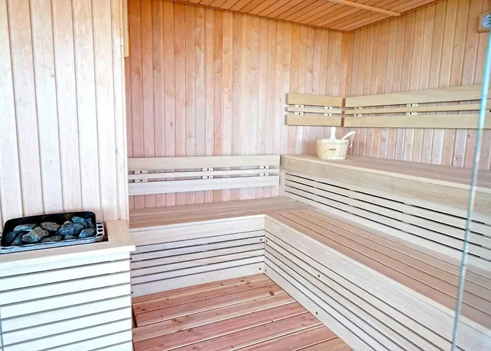 Paradise & Relax Center 3* Pomorie