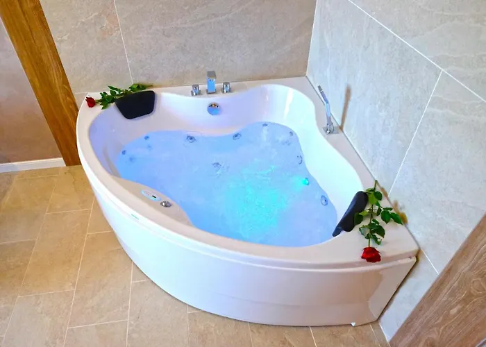 Paradise & Relax Center Hotel