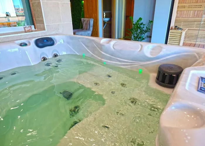 Paradise & Relax Center Hotel Pomorie