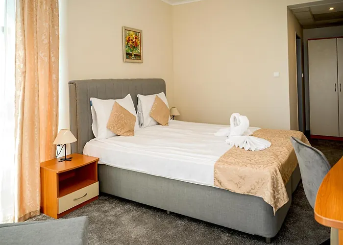 Hotel Paradise & Relax Center 3*