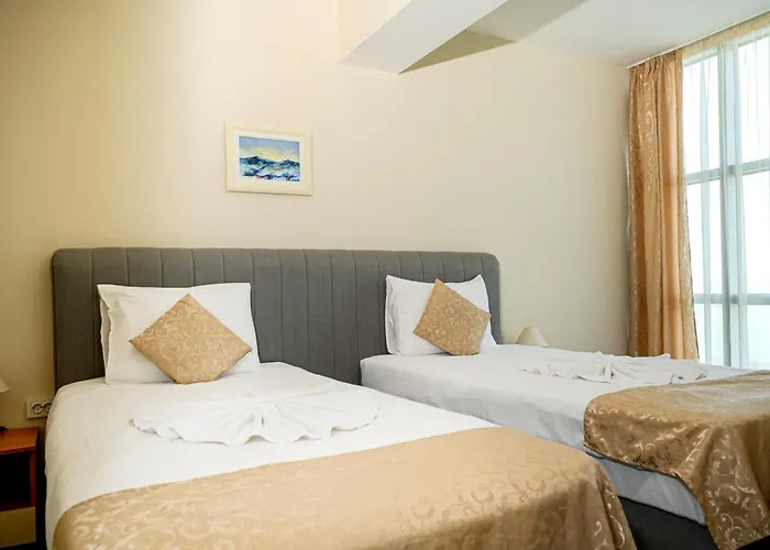 Paradise & Relax Center Hotel